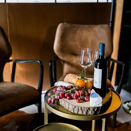 Het Sluijmerhuis Bed & Breakfast Утрехт Екстериор снимка