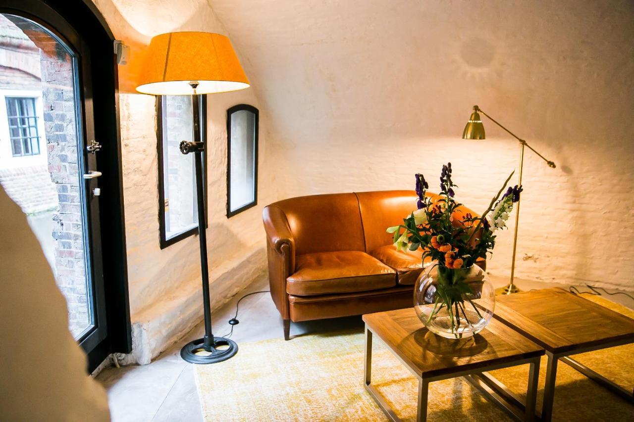 Het Sluijmerhuis Bed & Breakfast Утрехт Екстериор снимка