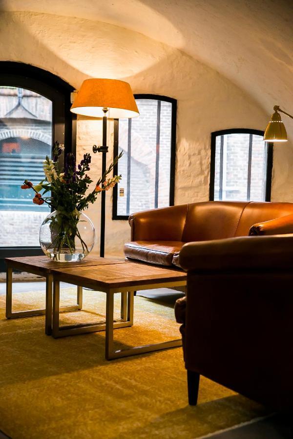 Het Sluijmerhuis Bed & Breakfast Утрехт Екстериор снимка
